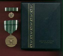 Army Commanders Award medal for Civilian Service Cased set with ribbon bar and lapel pin