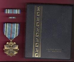 Joint Service Achievement Award Medal in case with ribbon bar and lapel pin