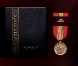 US National Defense medal in case with ribbon bar and lapel pin