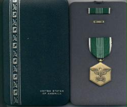 US Army Commendation Award medal complete cased set with ribbon bar and lapel pin