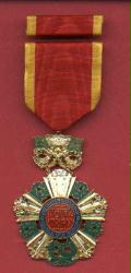 Vietnam National Order medal 5th Fifth Class with ribbon bar